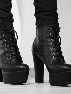 submissivefeminist:  sir-and-bunny:  One day, I will own boots