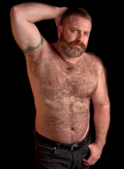 Follow my two hairy men blogs:http://sambrcln.tumblr.comhttp://hairysex.tumblr.com
