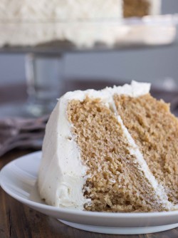 sweetoothgirl:  Chai Spice Cake with Vanilla Bean Buttercream