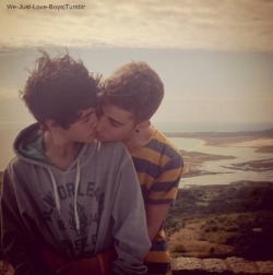 we-just-love-boys.tumblr.com/post/110484836561/