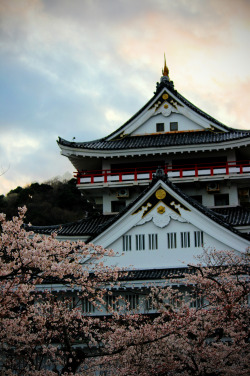 dreams-of-japan:   	atami by Ed Hollis     