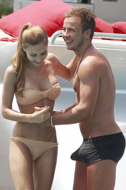 dirtystraightguys:  inferrior-faggot:  Mario Göetze, the player