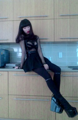 creepyyeha:  Yesterday’s outfit! ^_^