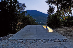 subtilitas:  Alvaro Siza - Casa Tóló, Alvite 2005. Via, photos