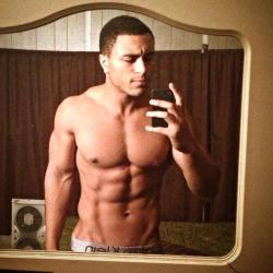 instaguys:  Guys with iPhones Source: gwip.me 