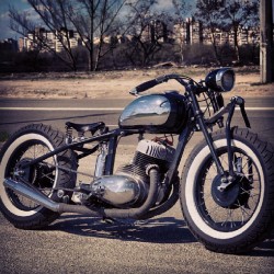 garageprojectmotorcycles:  #Jawa #bobber #motorcycle . As seen