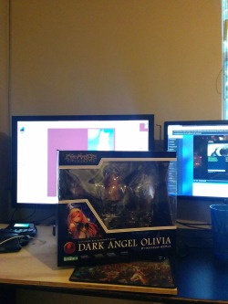 30″ monitor for scale. This box is HUGE