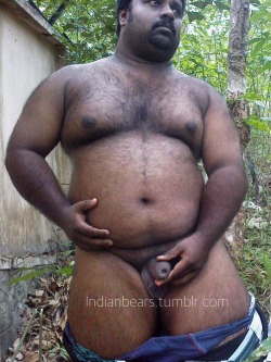 indianbears:  INDIAN BEAR: SUPER TAMIL CHUB  Probably the only