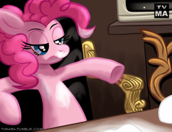 tvma34:Pinkie has has grown jaded with partying.For the uninitiated: