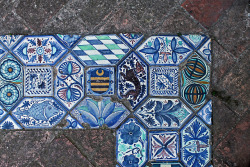 echiromani: Painted tiles, Villa d’Este, Tivoli.