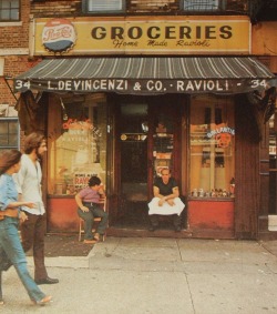 flashenondeux:  New York City - 1970s  DIRTY OLD NEW YORK 