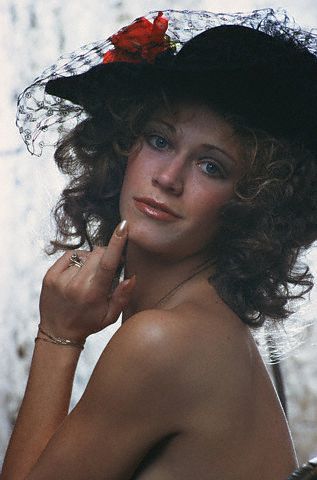 Marilyn Chambers photographed by Douglas Kirkland, 1975