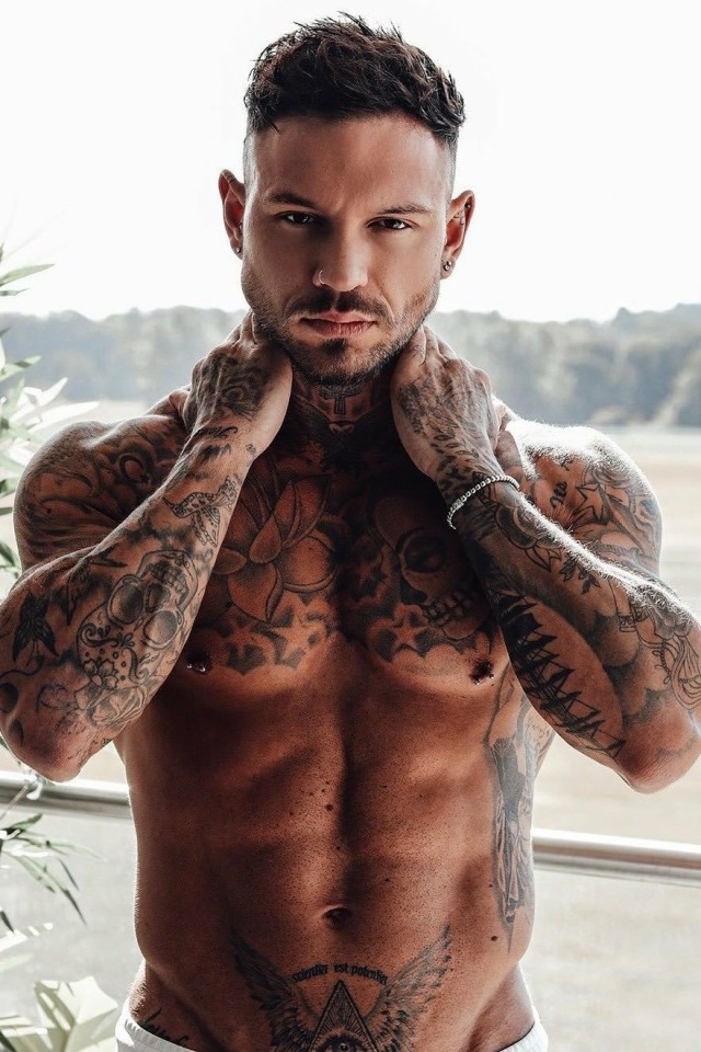 hotmen-addiction: