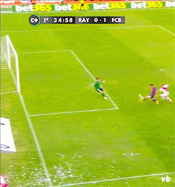 vamosblaugrana:  Messi’s goal against Rayo Vallecano 35’