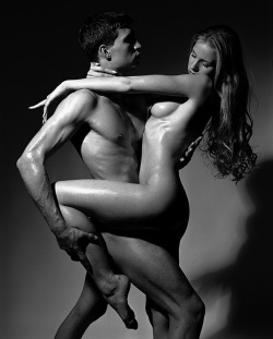 myeroticfrenchtouch:  Love dance 