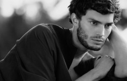 Jamie Dornan - http://handsomeboys.tk