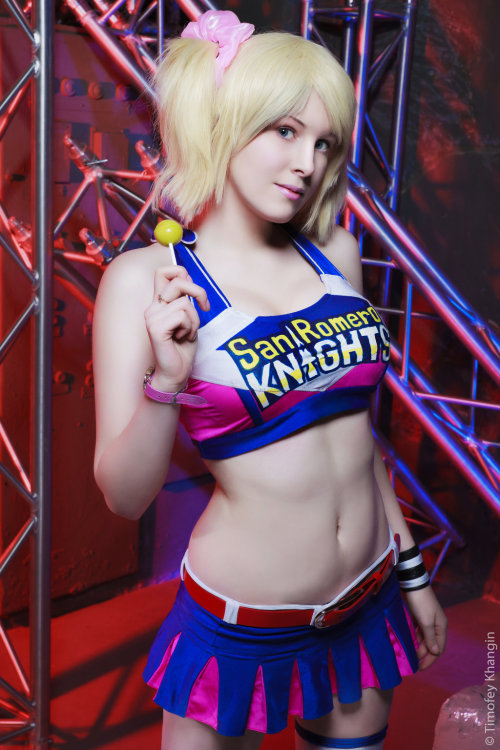 cosplayhotties:  Lollipop Chainsaw Juliet Starling cosplay by Jane-Po