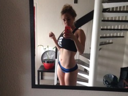 runfitlove:  Trying to radiate some body positivity today after