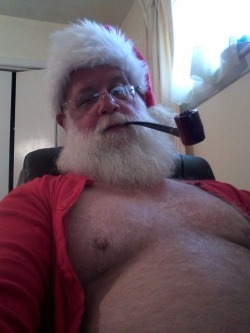 stogiebear:  After all those gifts I delivered last night I deserve