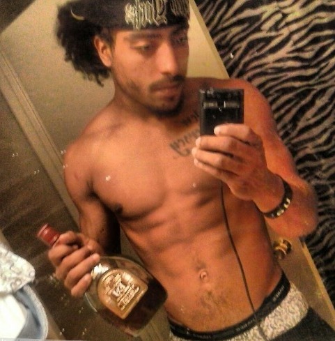 walls0fjericho:  yo-step-daddy:  prissychrys:  My jersey nigga here in the A   I have his pics too lol  Everyone should. Heâ€™s a former porn model lol  Follow also:http://nudeselfshots-blackmen.tumblr.comhttp://nudeselfshotsofmen.tumblr.com/http://gayhor