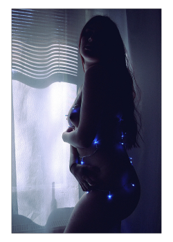 absentemlucephotography:  Stars Within MeSelf portrait May 2014 Flickr