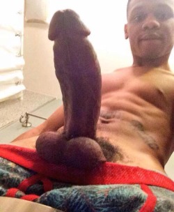 anthonyedwindiaz:  sohardritena:  BIG HARD DICK NIGGAZ  Gotta