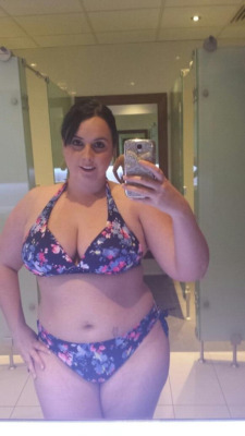 sublimebbws:   Click here to fuck a local BBW 