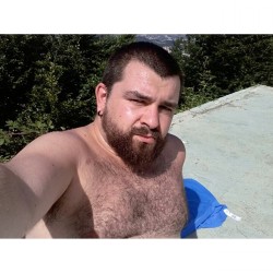 bearcubdonosti:  Otro día soleado. Esto ya se hace raro! 🌞