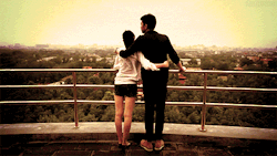 bestcoupleshows:  Chicks Pics Gifs