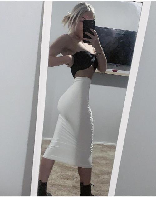 Tight white skirt
