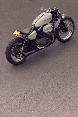 specialcar:  V-Twin Cafe Racer