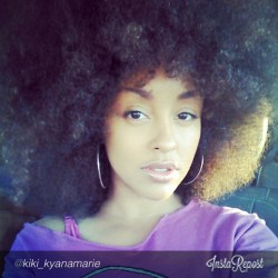 myhaircrush:  Perfection by @kiki_kyanamarie #afro out in full