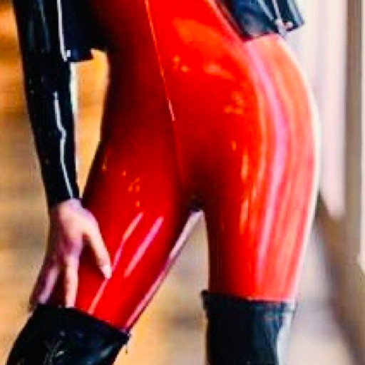 domlovesshinylonglegs-deactivat:Who ever told you that a latex