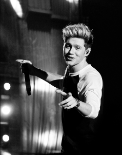 floralprintharry:  Santiago, Chile - 30.04 