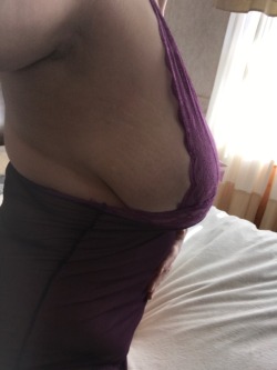 mamma-mia1:  Side boob, for the followers who requested it!💋💋💋