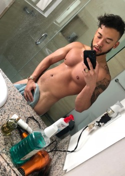 briannieh:That was a good shower 💦 Here in Los Angeles until