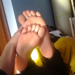 barefootgram:Laazy 😆 #my #feet #myfeet #boyfeet #malefeet