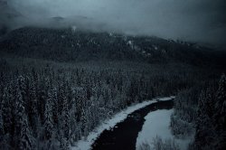 forintelse:  A Dark Winter’s Eve by tickeltrunk 