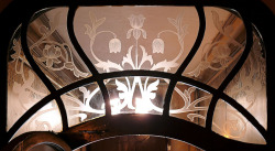 walzerjahrhundert:Art Nouveau Stained Glass