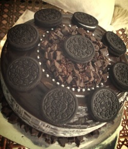 omg-foodlover123:  Oreo pie ♥♥♥ on We Heart It. http://weheartit.com/entry/74980324/via/_jolien_x