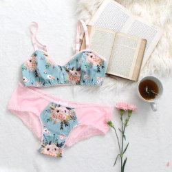 lovinghandmadelingerie: Ohhh Lulu