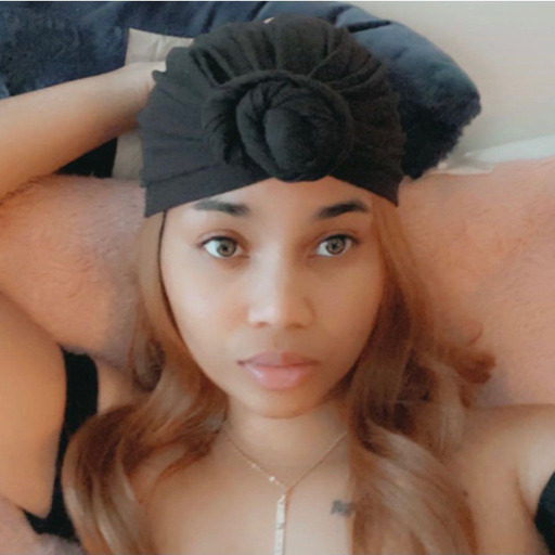 aidashakur:missionary on the edge of the bed >>