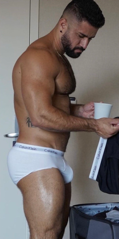 sonodiluce:dudesincalvin:1 - Bremen Menelli