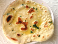im-horngry:  Naan Bread - As Requested!