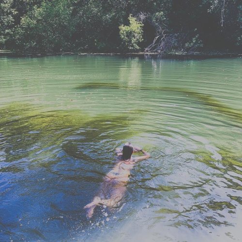 naturalswimmingspirit: darya_meszkes Summer memories… 