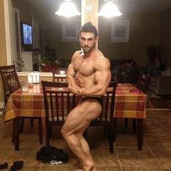 bodybodyman:  Nader Halabi 