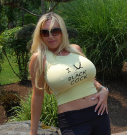 cuckoldtoys:  &ldquo;I spread for black cock&rdquo; T-shirt. 