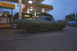 thatyellowvolvoguy:  Roadrunner 