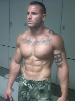 mymilitaryboys:  tapthatguy-x-version:  THE RUTHLESS FUCK He