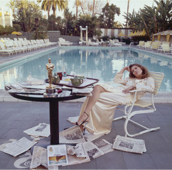 a-state-of-bliss:  Faye Dunaway 29March 1977 after her Oscar